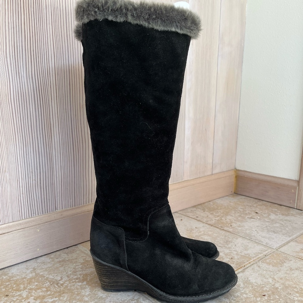 Aquatalia Weatherproof Suede Boots, 6.5